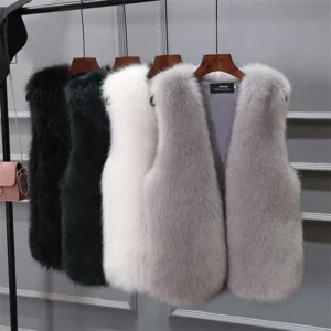 Gilet sans manches fausse fourrure