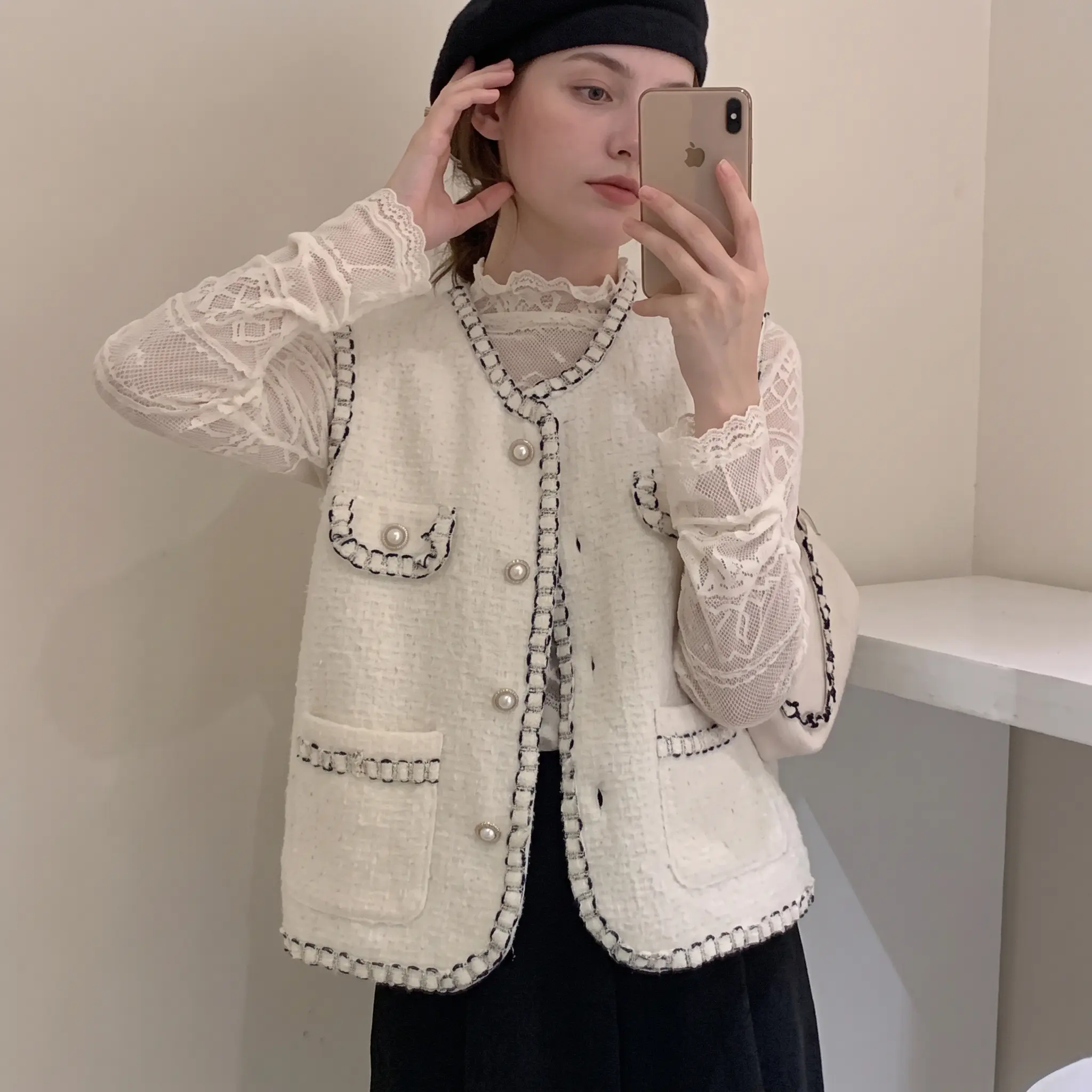 Gilet sans manches molletonné chic – Image 8