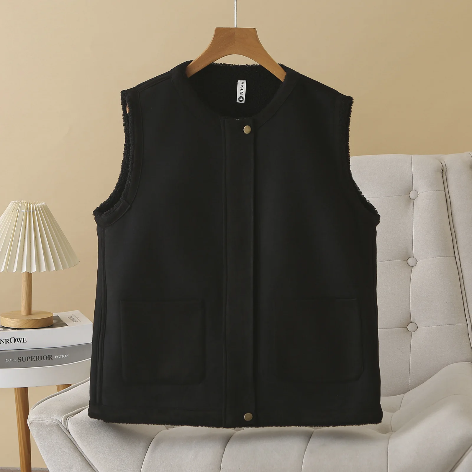 Gilet sans manches effet daim – Image 7