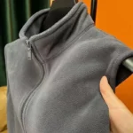 Gilet sans manches polaire haut col