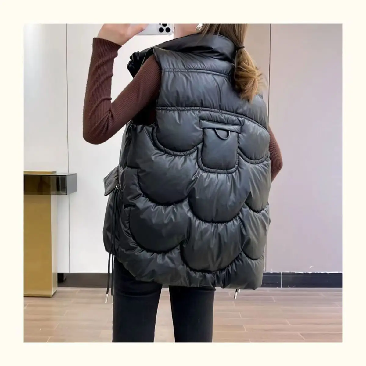 Gilet sans manches brillant – Image 8