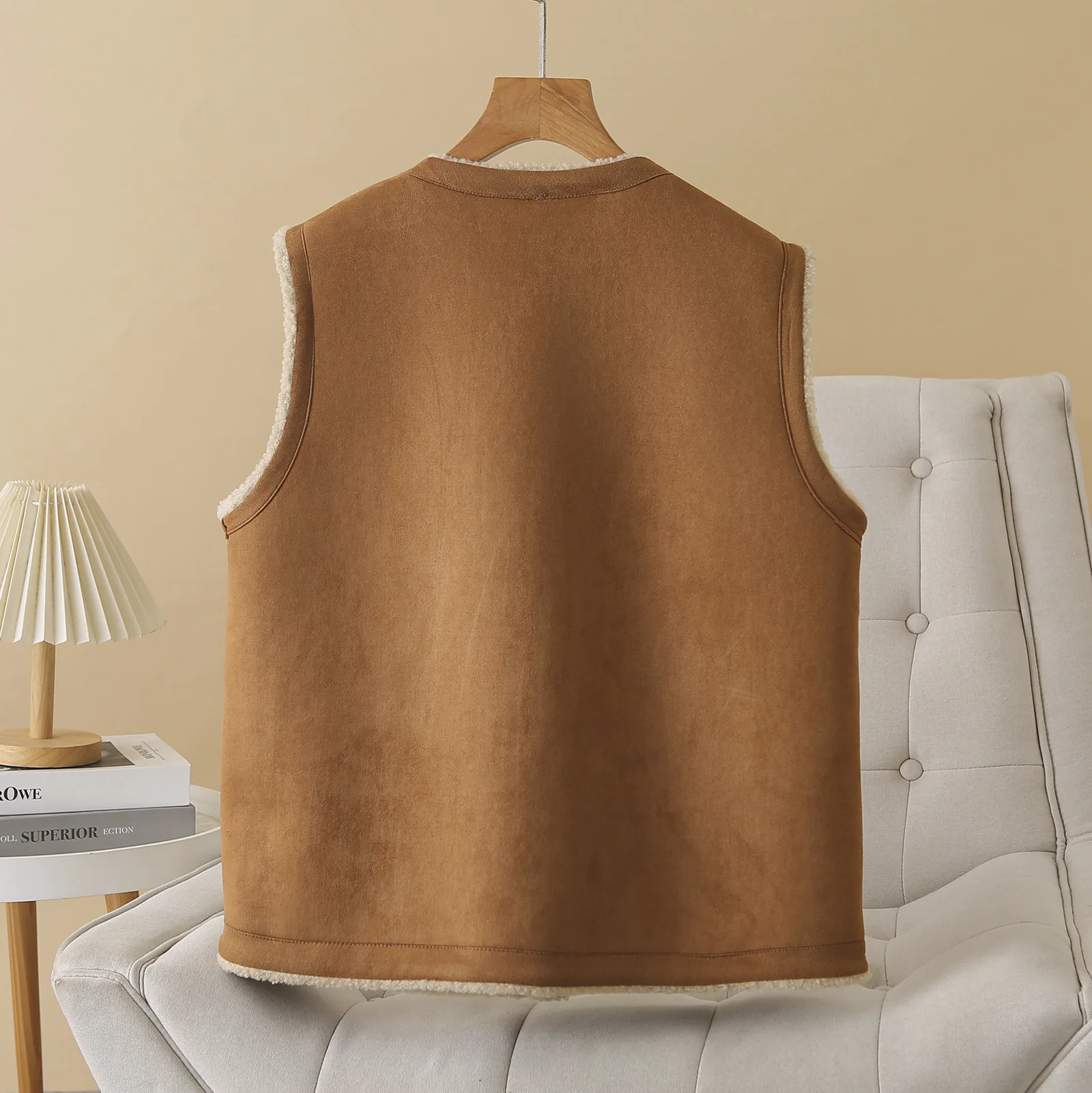 Gilet sans manches effet daim – Image 5